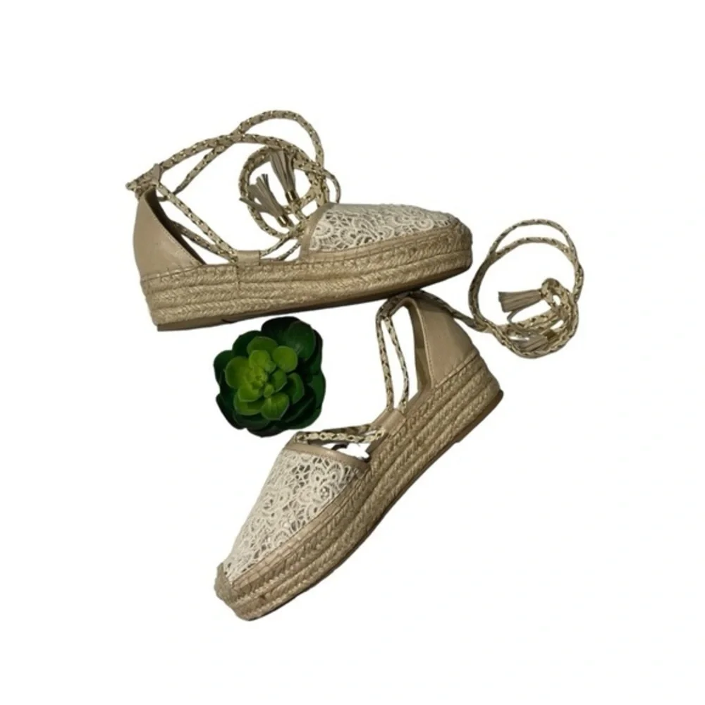 Nanette‎ Lepore Bitsy Cream and Gold Woven Platform Ankle Tie Espadrille